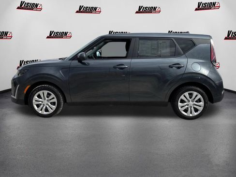 Used 2023 Kia Soul LX image 8