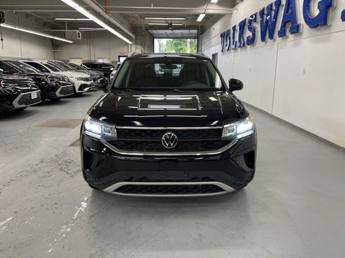 Certified 2023 Volkswagen Taos SE AWD/4WD image 9