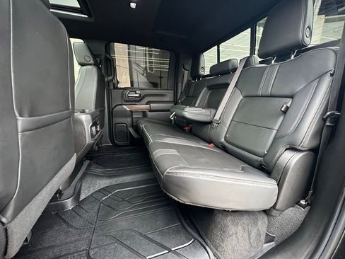 Used 2023 Chevrolet Silverado 3500 High Country image 23