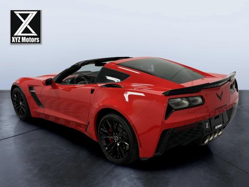 Used 2015 Chevrolet Corvette Z06 w/ 2LZ Preferred Equipment Group RWD image 6