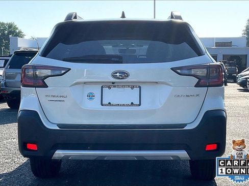 Certified 2024 Subaru Outback Limited AWD/4WD image 4