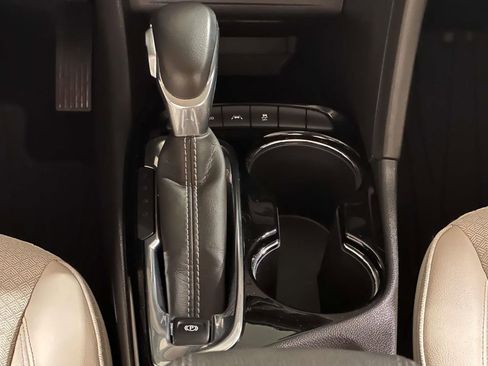 Used 2023 Buick Encore GX Preferred w/ Cold Weather Comfort Package AWD/4WD image 20