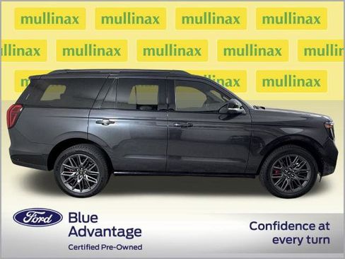 Certified 2025 Ford Expedition Platinum w/ Stealth Performance Package image 2