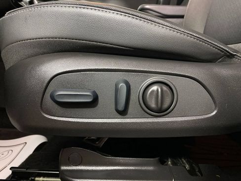 Certified 2023 Buick Encore GX Select w/ Experience Buick Package FWD image 12