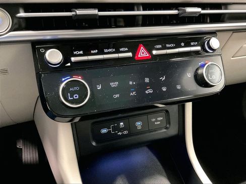 Certified 2025 Hyundai Tucson SEL AWD/4WD image 26