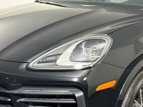 Certified 2023 Porsche Cayenne Platinum Edition AWD/4WD image 54