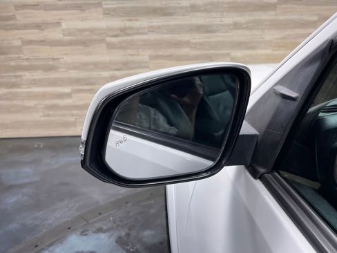 Used 2023 Toyota Tacoma TRD Off-Road w/ TRD Premium Off Road Package image 32