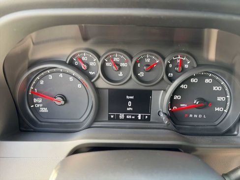 Used 2025 Chevrolet Silverado 1500 W/T image 10