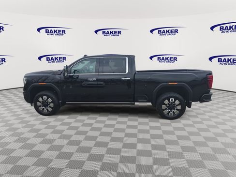 New 2026 GMC Sierra 2500 Denali w/ Denali Reserve Package AWD/4WD image 8