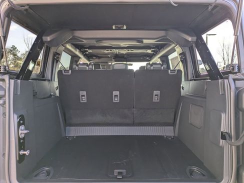 New 2025 Ford Bronco Badlands image 12