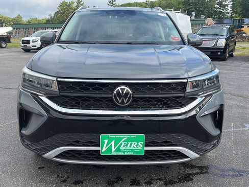 Used 2022 Volkswagen Taos SE AWD/4WD image 8