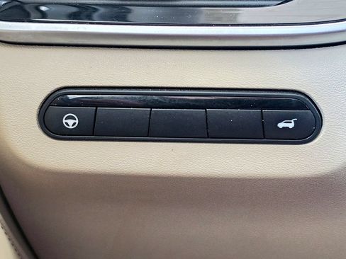 Used 2023 INFINITI QX60 Luxe AWD/4WD image 28