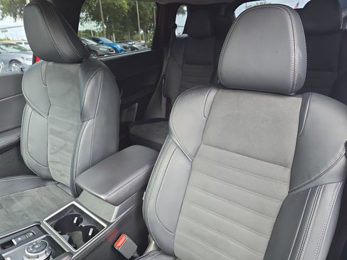 Used 2024 Mitsubishi Outlander SE FWD image 22
