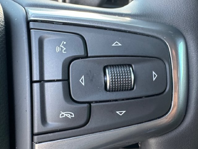 Used 2024 Chevrolet Silverado 1500 LT RWD image 8