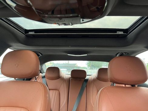 Used 2019 Maserati Ghibli RWD image 36