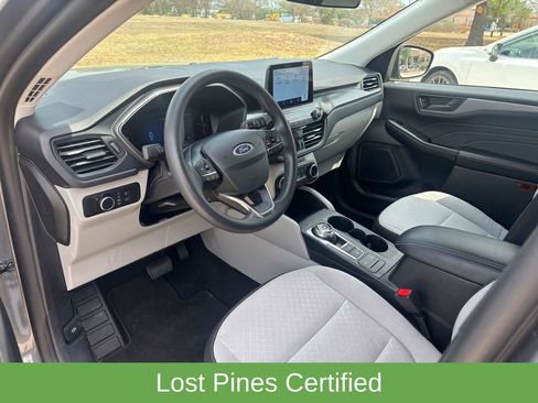 Used 2025 Ford Escape Active FWD image 6