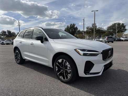 New 2026 Volvo XC60 B5 Plus w/ Climate Package image 1