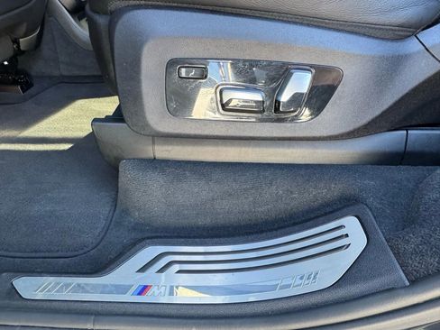 Used 2019 BMW X7 xDrive50i w/ M Sport Package image 17