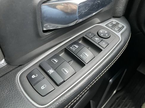 Used 2023 RAM 2500 Laramie w/ Night Edition image 25