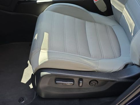 Used 2019 Honda CR-V EX image 30