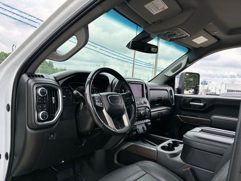 Used 2022 GMC Sierra 2500 Denali AWD/4WD image 13
