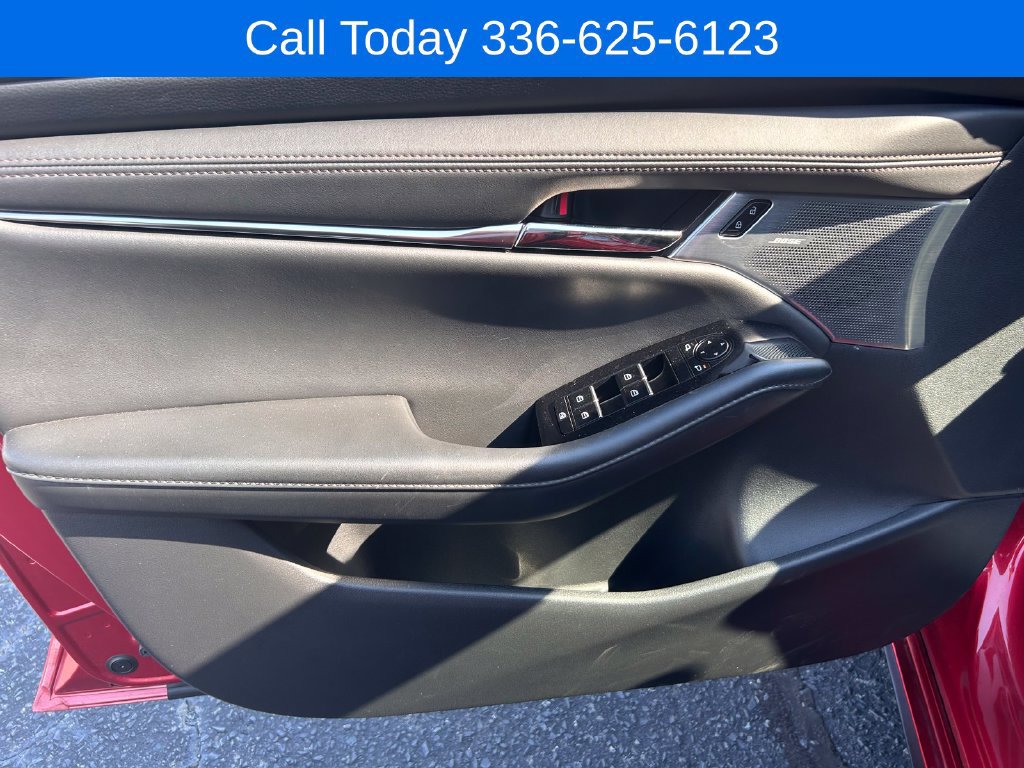 Used 2023 MAZDA MAZDA3 s AWD/4WD image 15