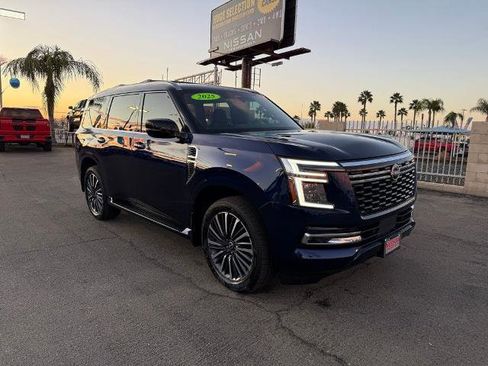 Certified 2025 Nissan Armada Platinum Reserve AWD/4WD image 1