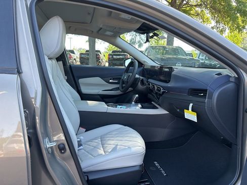 New 2026 Nissan Sentra SL w/ Floor Mat Package FWD image 17