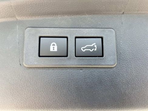 Certified 2025 Subaru Outback Premium w/ Popular Package #1A AWD/4WD image 22