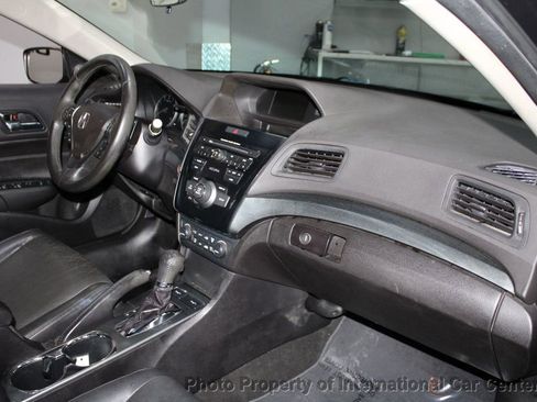 Used 2014 Acura ILX 4dr Sedan 2.0L image 32