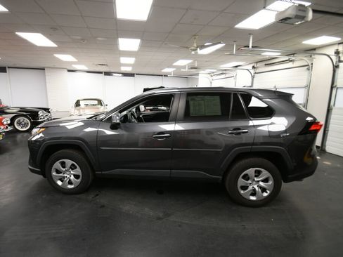 Certified 2023 Toyota RAV4 LE image 4