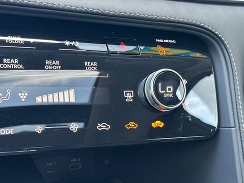 Certified 2025 INFINITI QX60 Sensory AWD/4WD image 30
