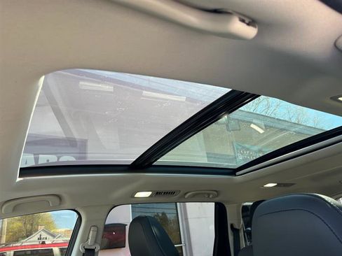 Used 2022 Subaru Ascent Onyx Edition AWD/4WD image 20