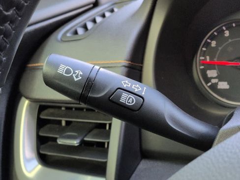 Used 2021 GMC Terrain SLE w/ Driver Convenience Package image 26