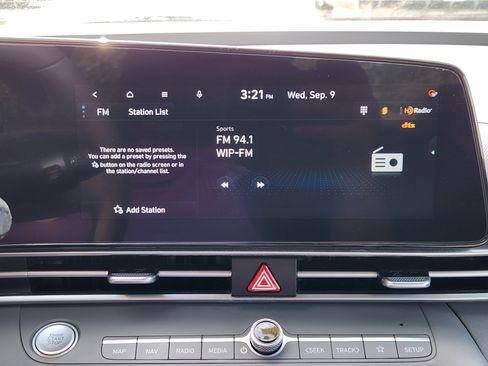 Certified 2023 Hyundai Elantra SEL w/ Convenience Package FWD image 11