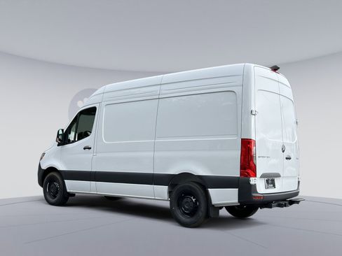 New 2025 Mercedes-Benz Sprinter 2500 image 4