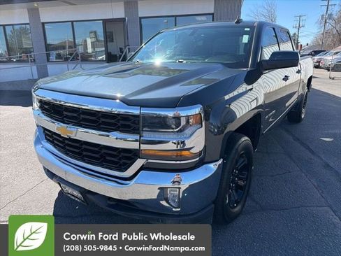 Used 2018 Chevrolet Silverado 1500 LT w/ All Star Edition image 1