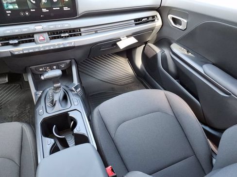 New 2026 Kia K4 FWD image 20