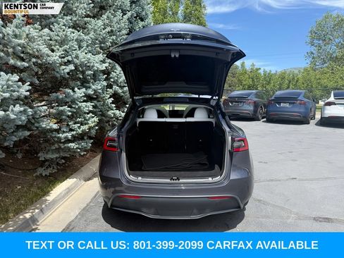 Used 2024 Tesla Model Y Long Range AWD/4WD image 28