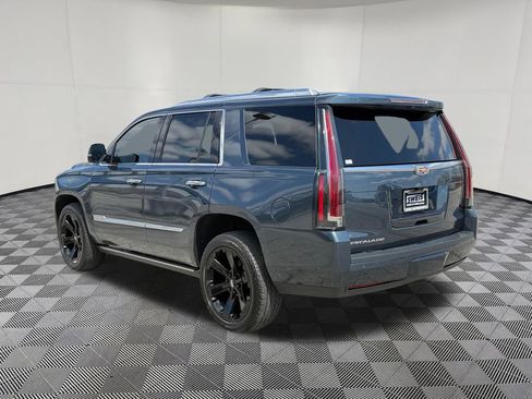 Used 2020 Cadillac Escalade Platinum AWD/4WD image 7