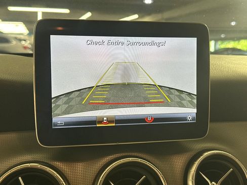 Used 2018 Mercedes-Benz CLA 250 image 6