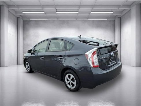 Used 2013 Toyota Prius Four image 5