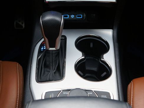 Used 2018 Jeep Grand Cherokee Trackhawk w/ Trailer Tow Group IV image 27