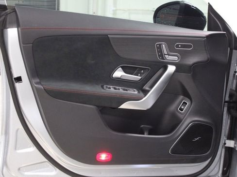 Used 2025 Mercedes-Benz CLA 35 AMG 4MATIC image 13