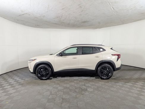 New 2026 Chevrolet Trax ACTIV w/ Driver Confidence Package image 3