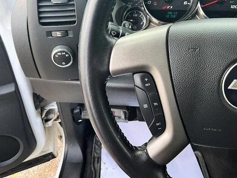 Used 2011 Chevrolet Silverado 1500 LT w/ All-Star Edition AWD/4WD image 31