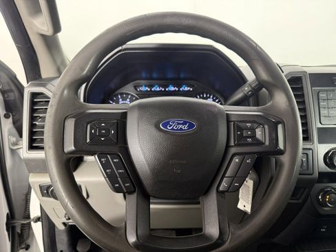 Used 2019 Ford F250 XL w/ STX Appearance Package AWD/4WD image 19