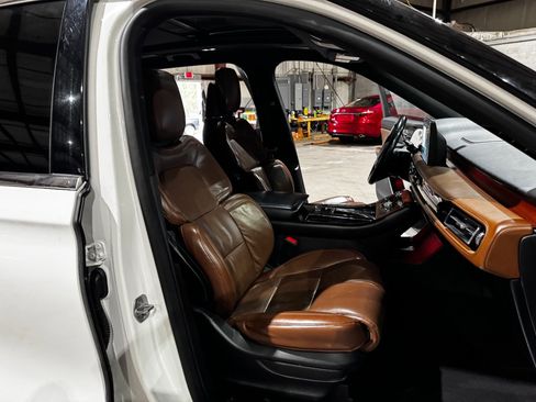 Used 2020 Lincoln Aviator Reserve w/ Equipment Group 201A image 27