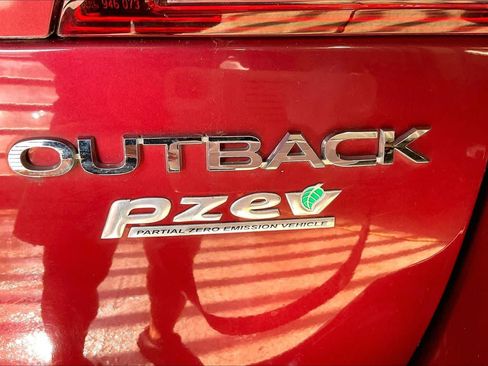 Used 2016 Subaru Outback 2.5i AWD/4WD image 10