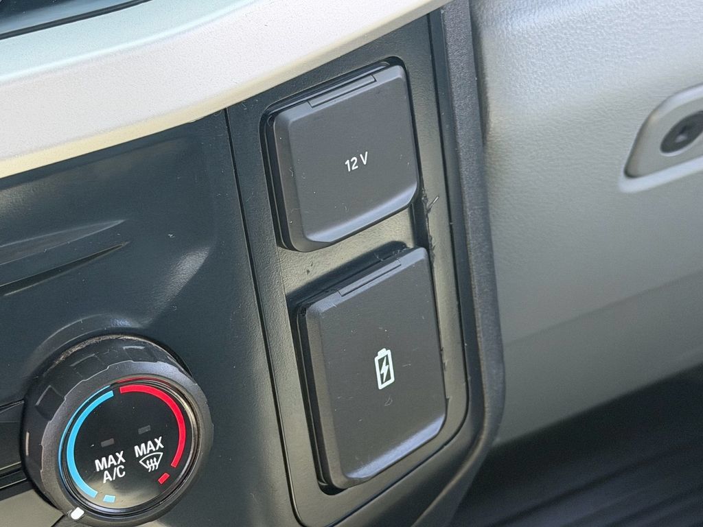 Used 2024 Ford F250 XL RWD image 24